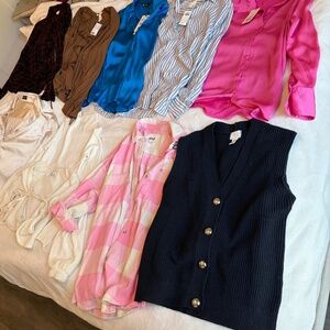 XS/S Blouse + Top Bundle - 10 Pieces (Zara, Target, Aerie, NWT!)